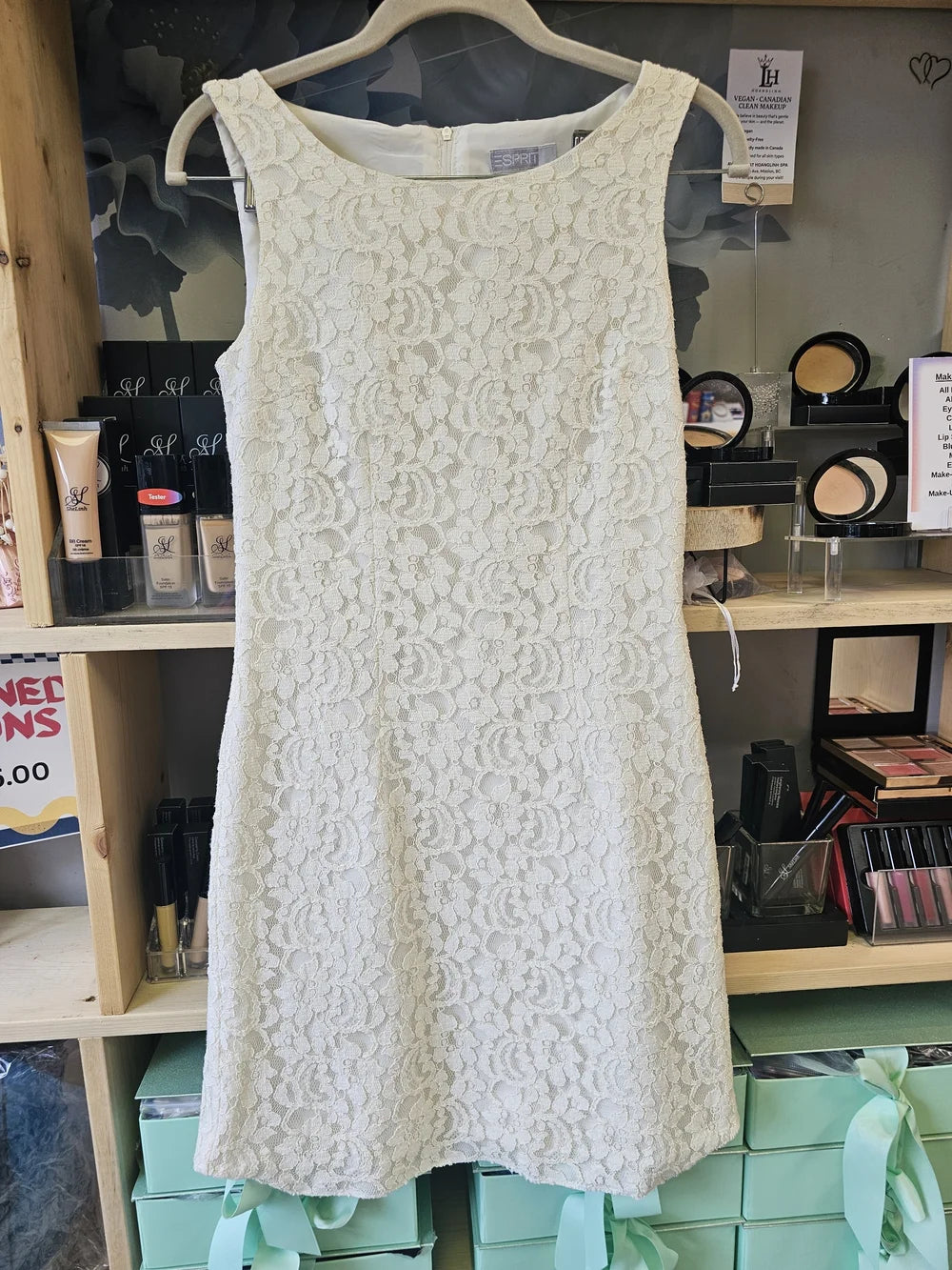 Spirit White Lace Sleeveless Mini Dress